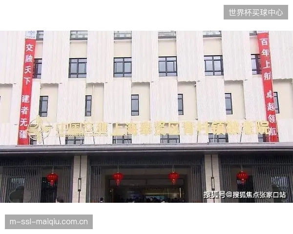 2026年后，头部围栏品牌的竞争焦点，将从防腐蚀的“20年质保”，转向基于有限元预测的“20年回弹性能不低于90%”的承诺